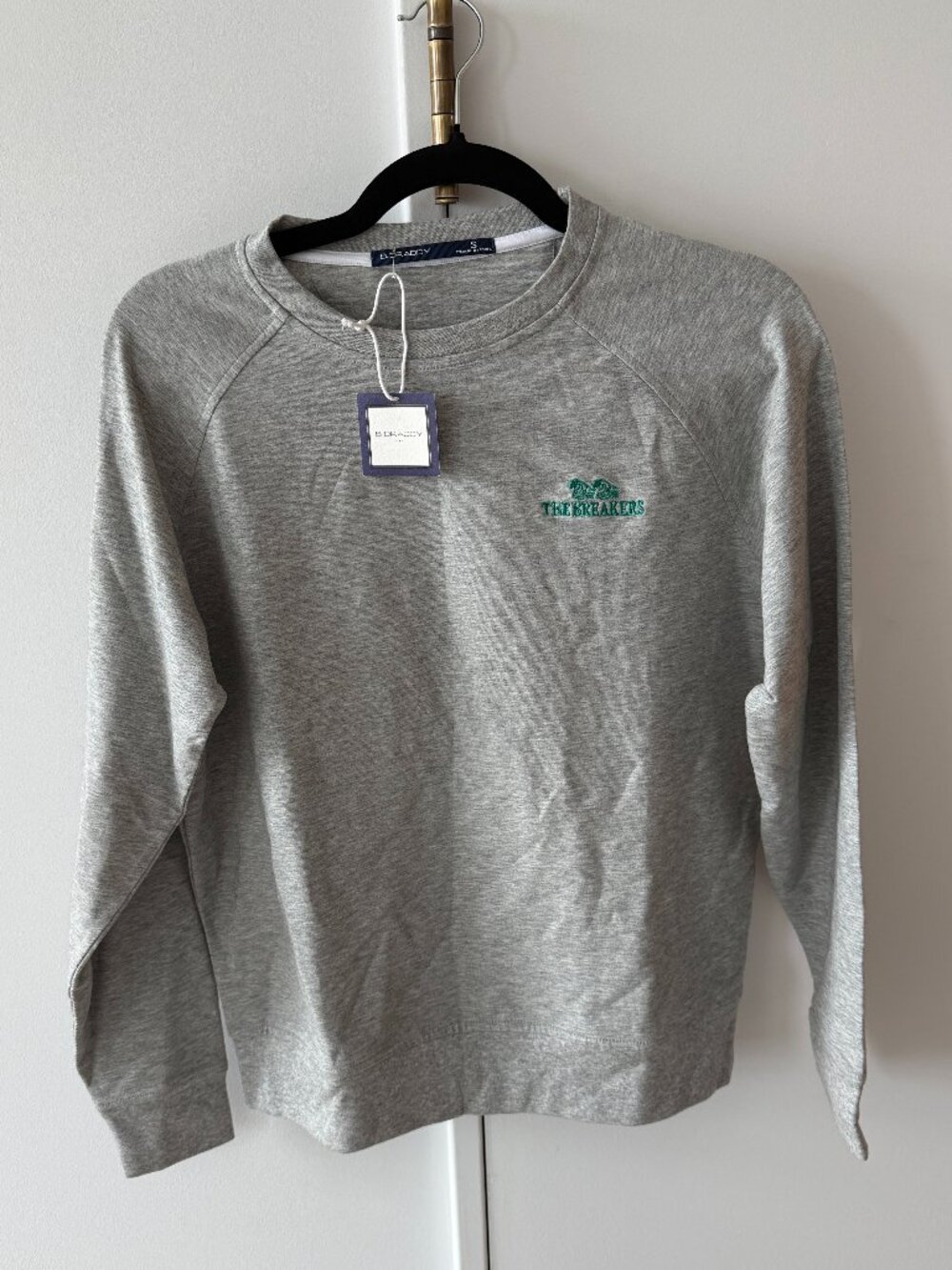 NWT B. Draddy x The Breakers Unisex Gray Crewneck Sweatshirt Small